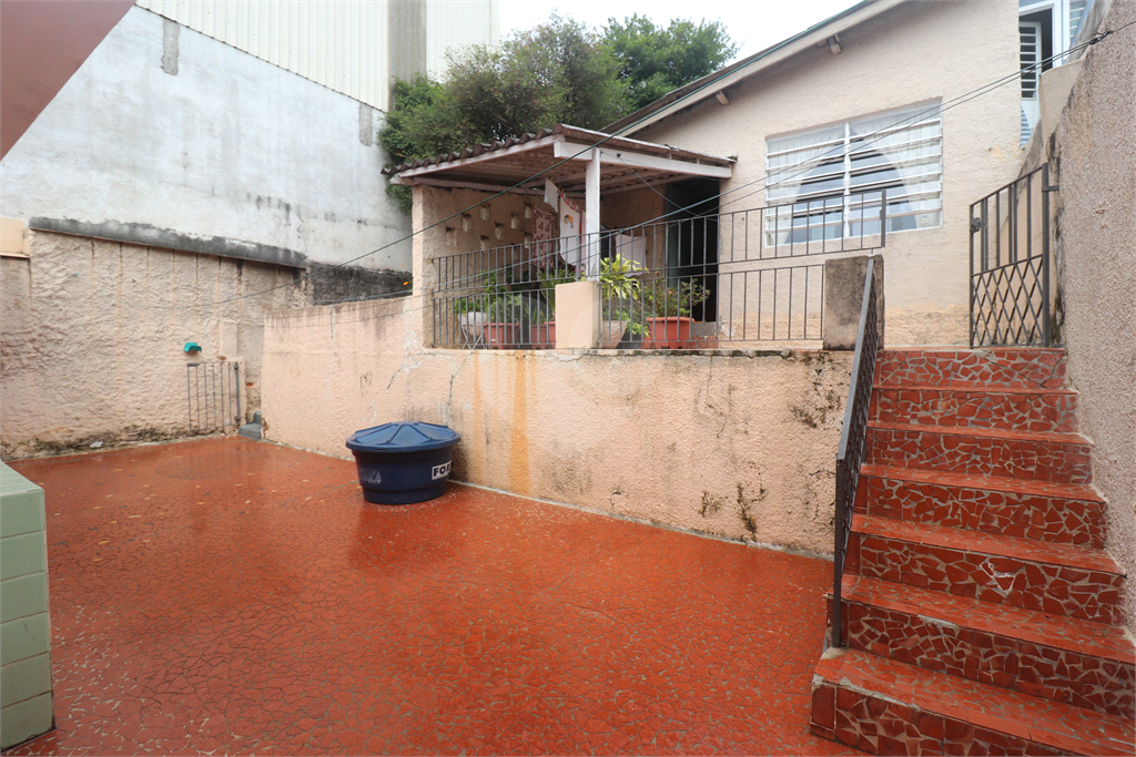 Linda casa com 3 dormitórios, sendo 1 suíte, e 1 vaga na Vila Gustavo. 