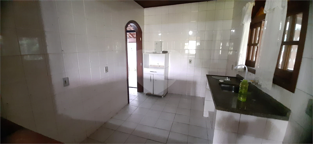 Casa de Condomínio à venda com 3 quartos, 210m² - Foto 10