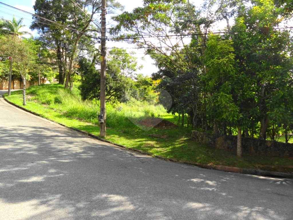 Terreno em condominio de alto padrao no bairro do Horto Florestal