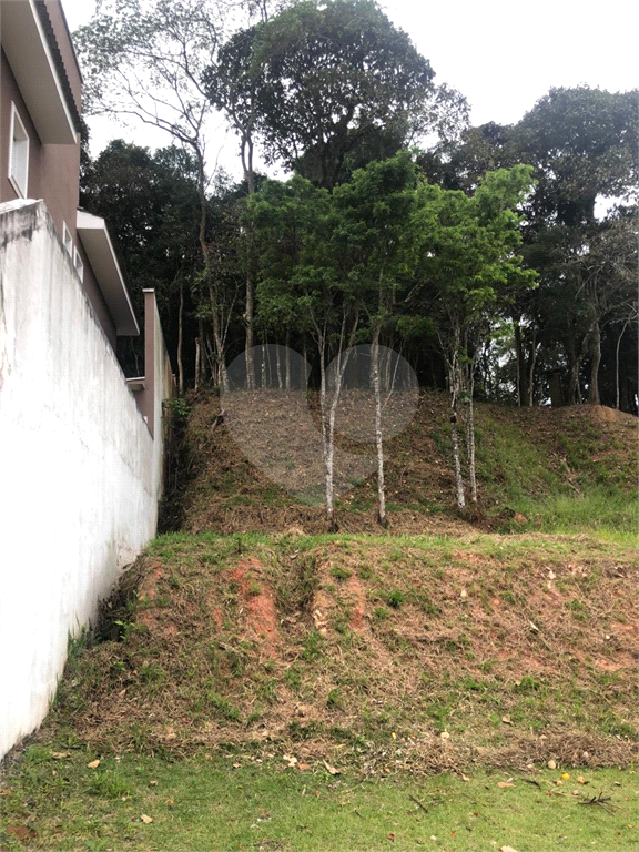 Terreno em condominio de alto padrao no bairro do Horto Florestal