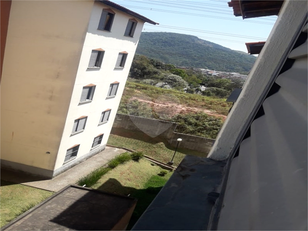 Apartamento localizado na Av. Coronel Sezefredo Fagundes 5169, no Condomínio Bosque Da Cantareira.