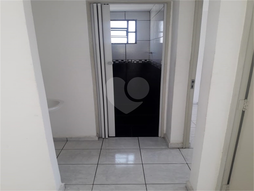 Apartamento localizado na Av. Coronel Sezefredo Fagundes 5169, no Condomínio Bosque Da Cantareira.