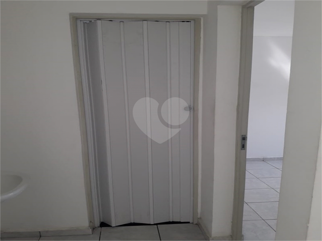 Apartamento localizado na Av. Coronel Sezefredo Fagundes 5169, no Condomínio Bosque Da Cantareira.