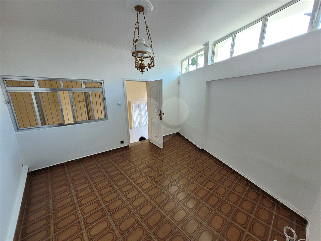 Casa à venda com 1 quarto, 191m² - Foto 6