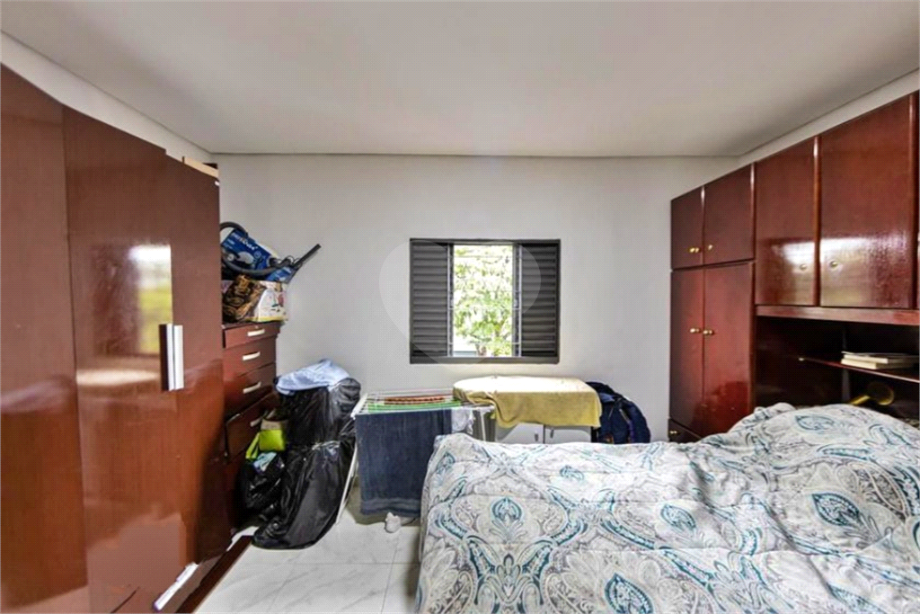 Apartamento com dois dormitórios Pari 