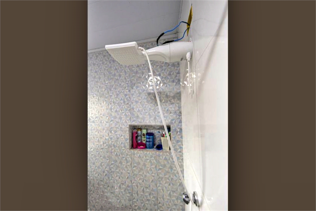 Apartamento com dois dormitórios Pari 