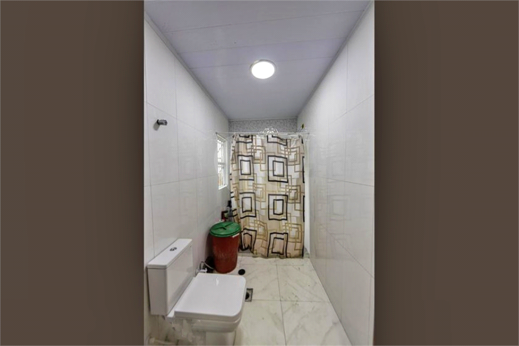 Apartamento com dois dormitórios Pari 