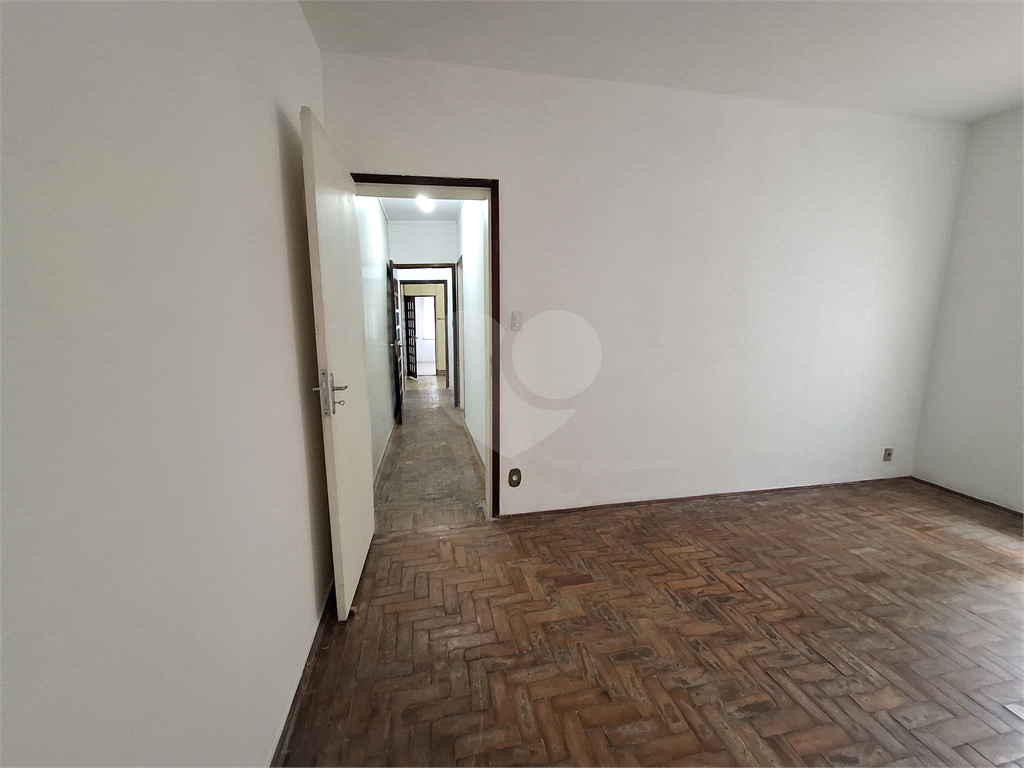 Casa à venda com 2 quartos, 125m² - Foto 12