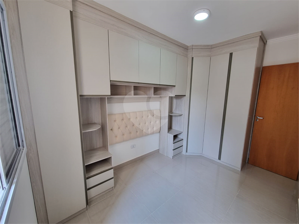 Apartamento a venda de 1 dorm. a 200metros do Trimais 