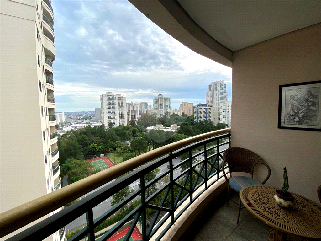 Excelente Apartamento em Alphaville!