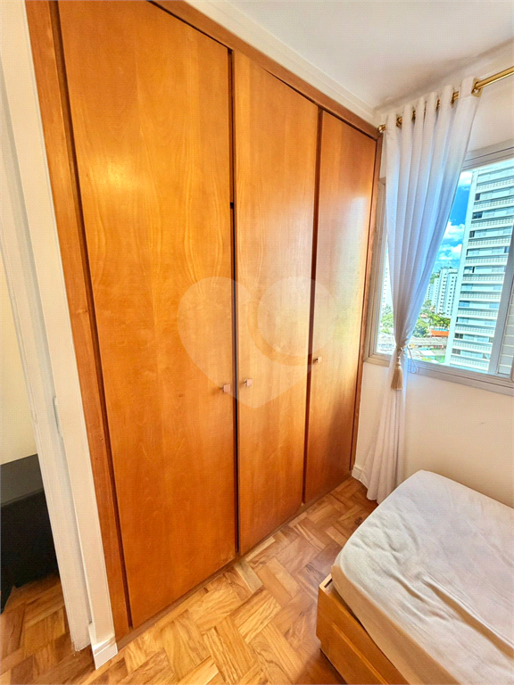 Apartamento na Avenida Braz Leme, Santana, com 2 dormitórios, 2 vagas -  banheiros 