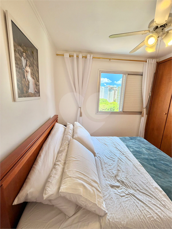 Apartamento na Avenida Braz Leme, Santana, com 2 dormitórios, 2 vagas -  banheiros 