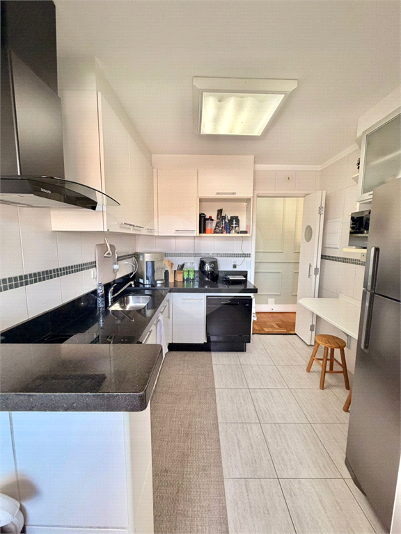 Apartamento na Avenida Braz Leme, Santana, com 2 dormitórios, 2 vagas -  banheiros 