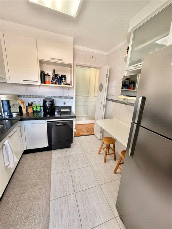 Apartamento na Avenida Braz Leme, Santana, com 2 dormitórios, 2 vagas -  banheiros 