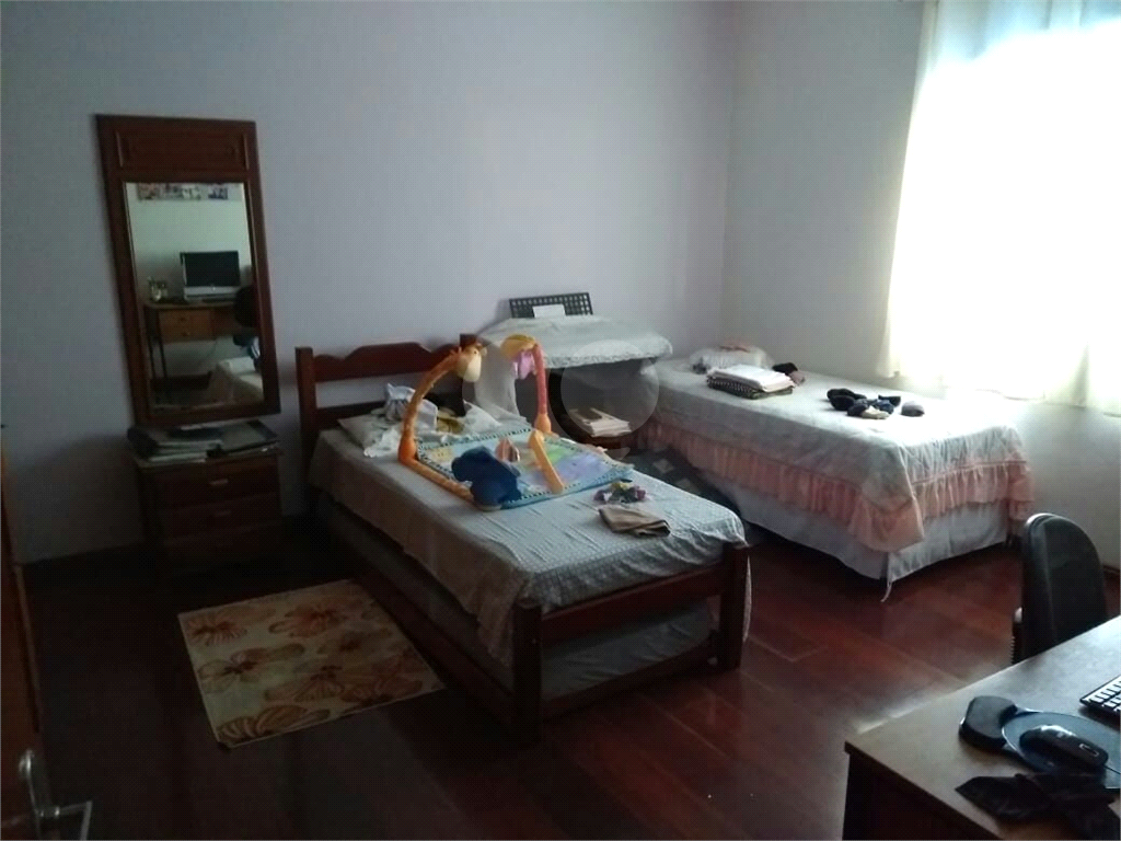 Casa à venda com 2 quartos, 361m² - Foto 7