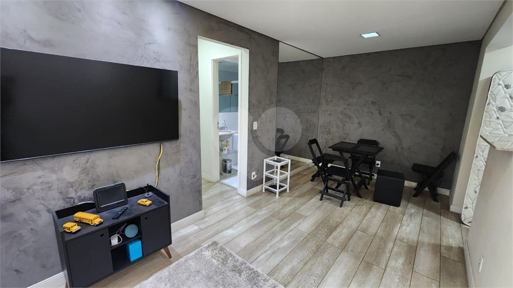 APARTAMENTO em VILA GUILHERME