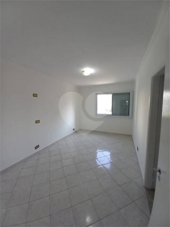 Apartamento Reformado em Pinheiros – 115m²