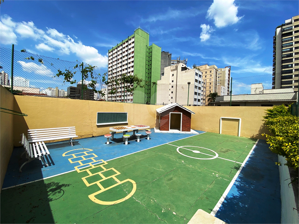 Apartamento Reformado em Pinheiros – 115m²