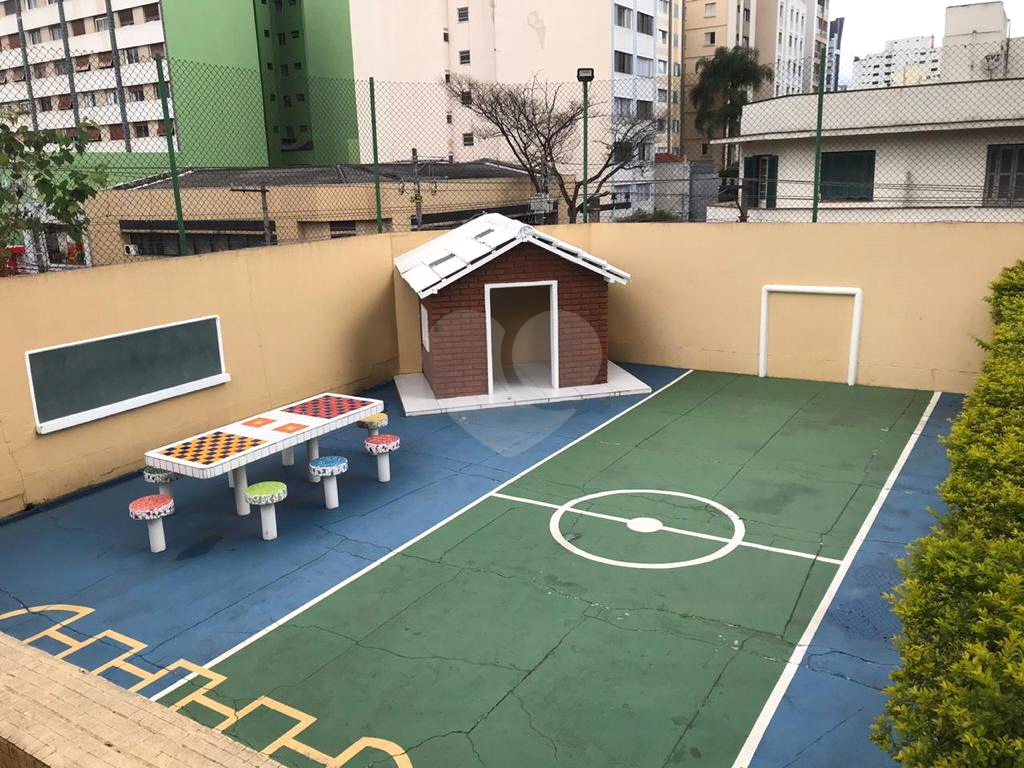 Apartamento Reformado em Pinheiros – 115m²