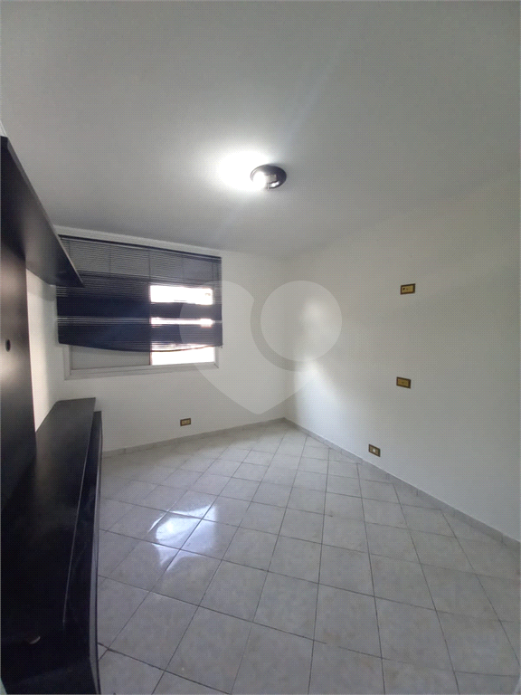 Apartamento Reformado em Pinheiros – 115m²