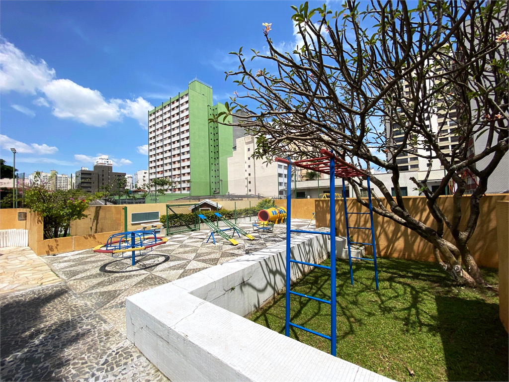 Apartamento Reformado em Pinheiros – 115m²