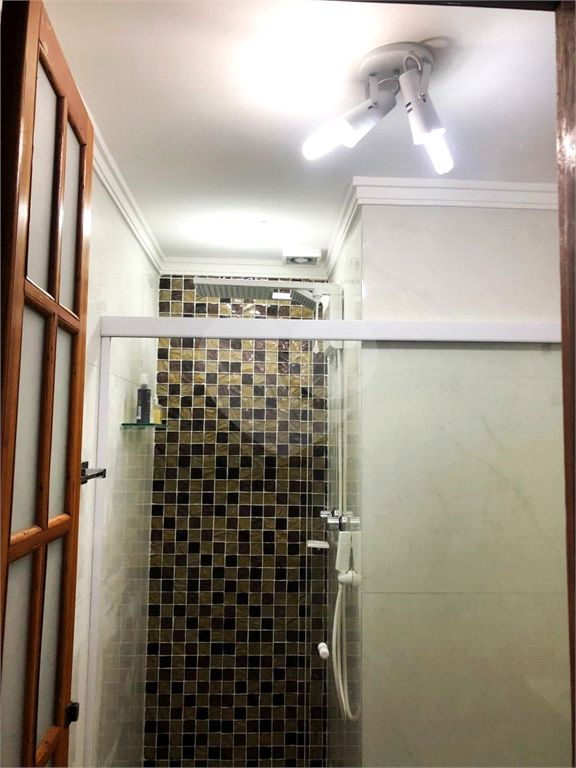 Casa de Condominio no Horto Florestal com 3 dormitórios