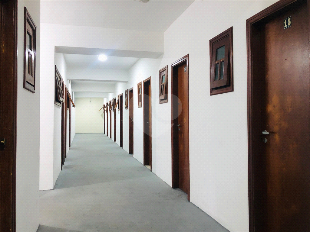 Casa de Condominio no Horto Florestal com 3 dormitórios