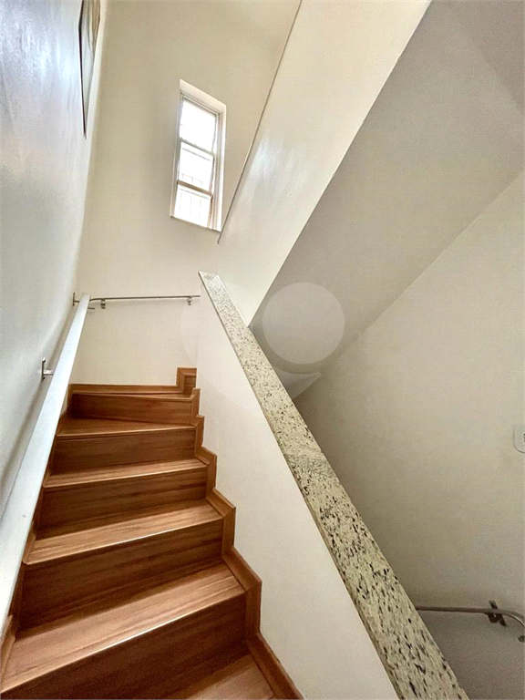 Sobrado 4 Dorms/ 3 Vagas de garagem na Vila Mariana 