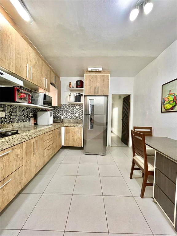 Sobrado 4 Dorms/ 3 Vagas de garagem na Vila Mariana 