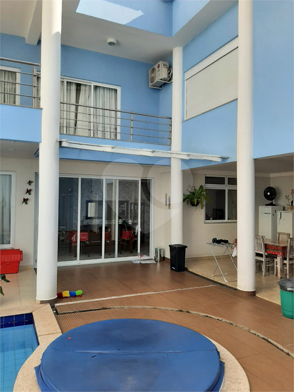 Sobrado  de Alto Padrão para Venda com Piscina no Alto de Santana