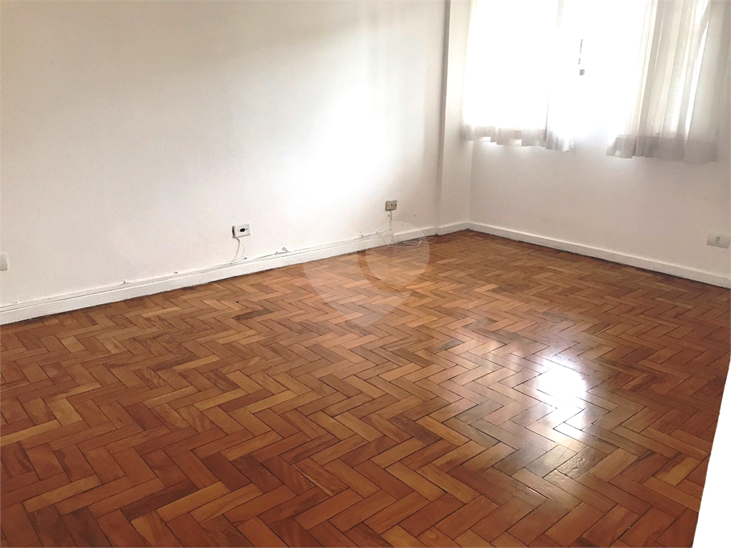 Apartamento em Santana, próximo ao metrô