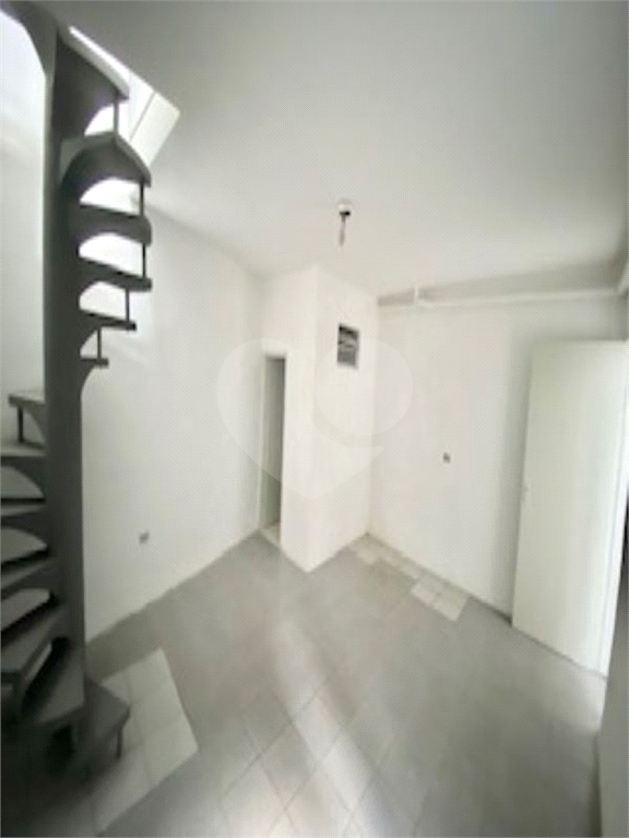 Casa à venda na Vila Isolina Mazzei, 150 m², 3 quartos, 1 suíte, edícula e 1 vaga