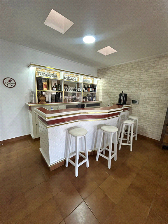 Sobrado Jd. França | 4 Suítes | 5 vagas | 455m² | Piscina 