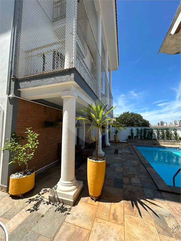 Sobrado Jd. França | 4 Suítes | 5 vagas | 455m² | Piscina 