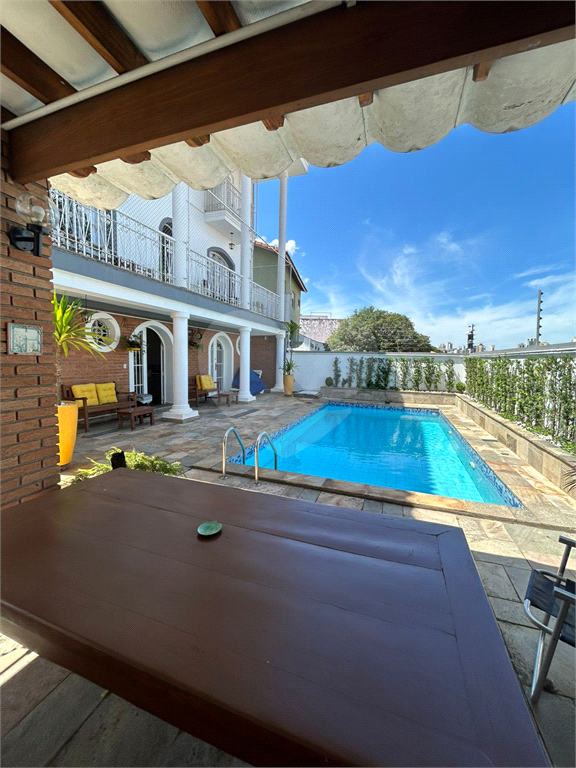 Sobrado Jd. França | 4 Suítes | 5 vagas | 455m² | Piscina 