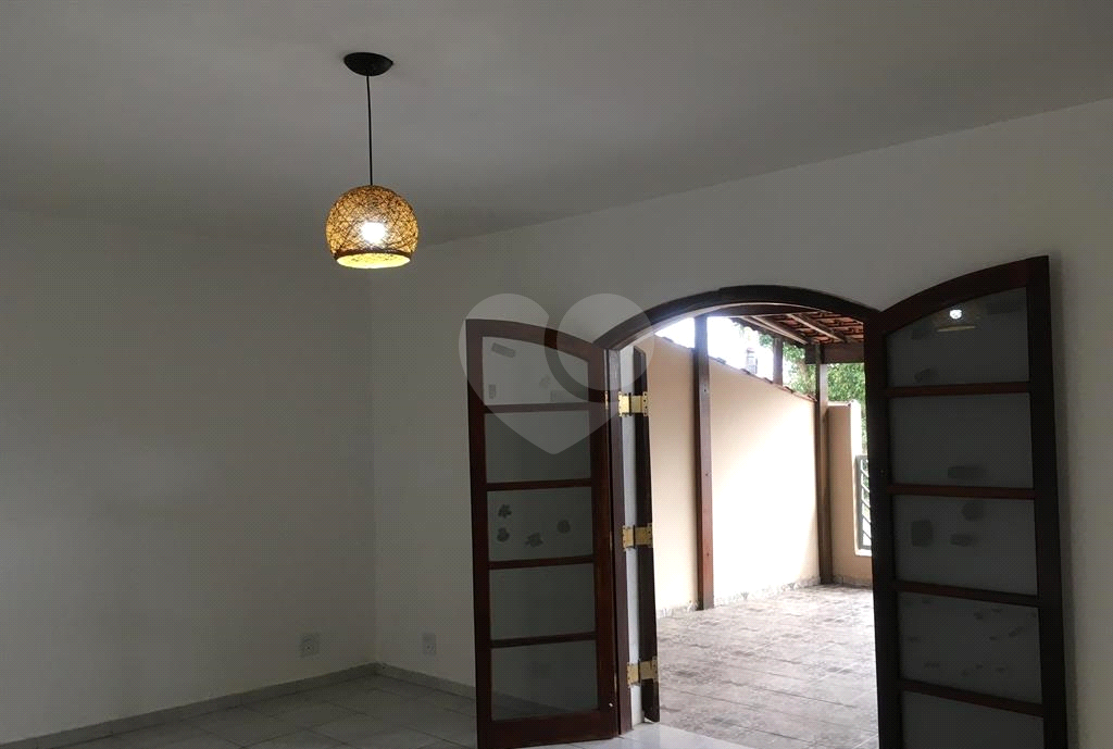 Imóvel para renda - 3 casas no mesmo terreno