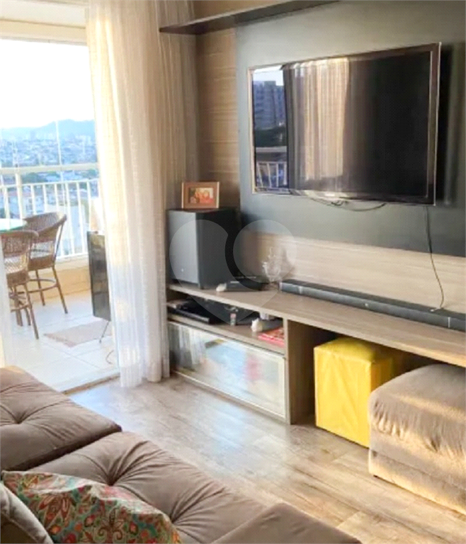 APARTAMENTO em SANTANA