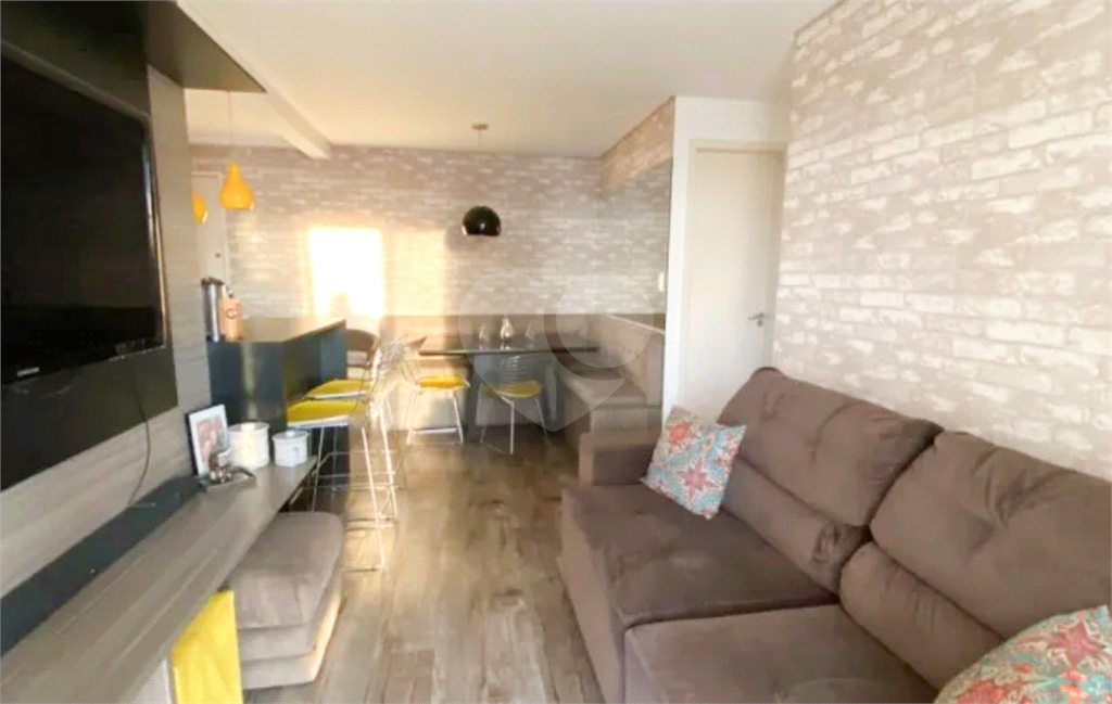 APARTAMENTO em SANTANA
