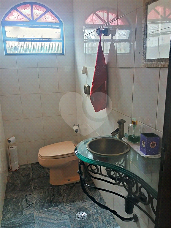 Sobrado à venda - 3 quartos - Tremembé