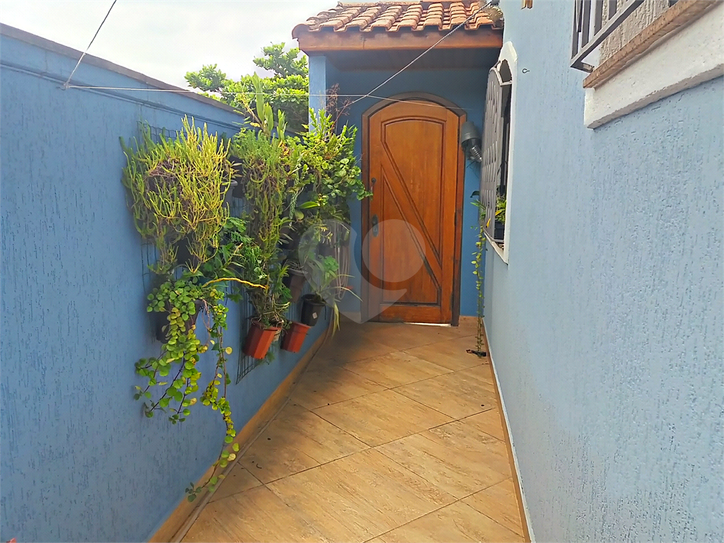 Sobrado à venda - 3 quartos - Tremembé