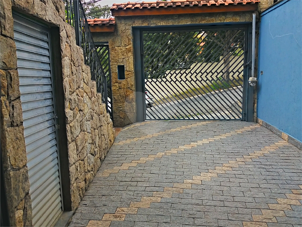 Sobrado à venda - 3 quartos - Tremembé