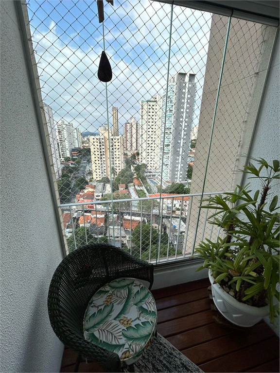 APARTAMENTO em SANTANA