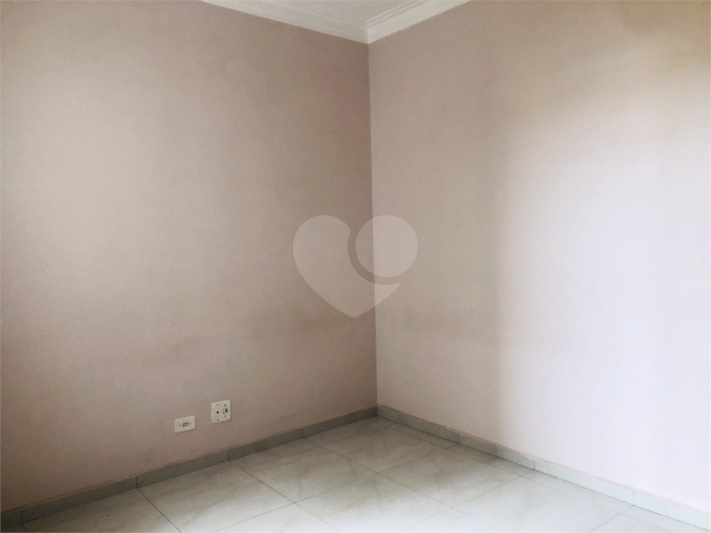 OPORTUNIDADE IMPERDIVEL SOBRADO À VENDA / CINCO MINUTOS DO METRÔ PARADA INGLESA