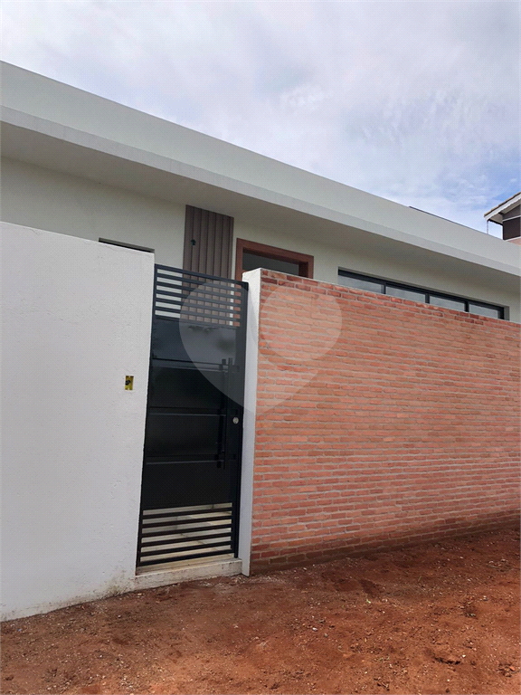 Casa à venda com 2 quartos, 77m² - Foto 11