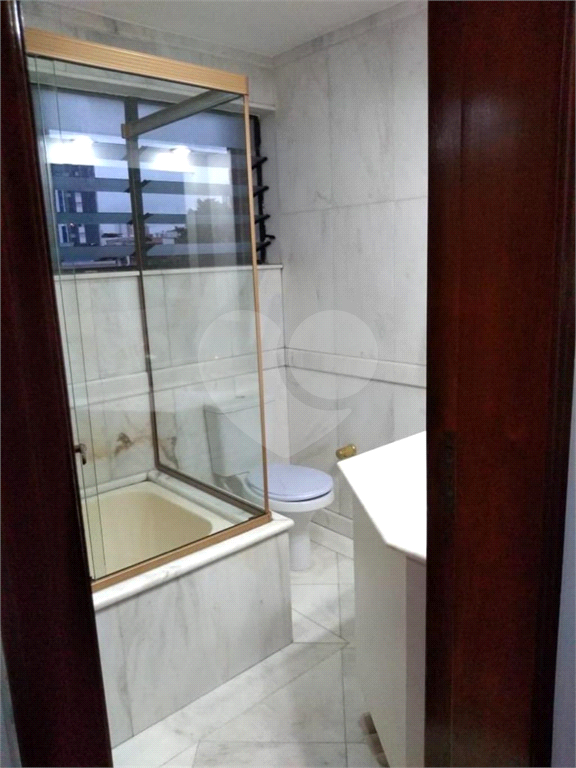 APARTAMENTO em VILA CARRÃO
