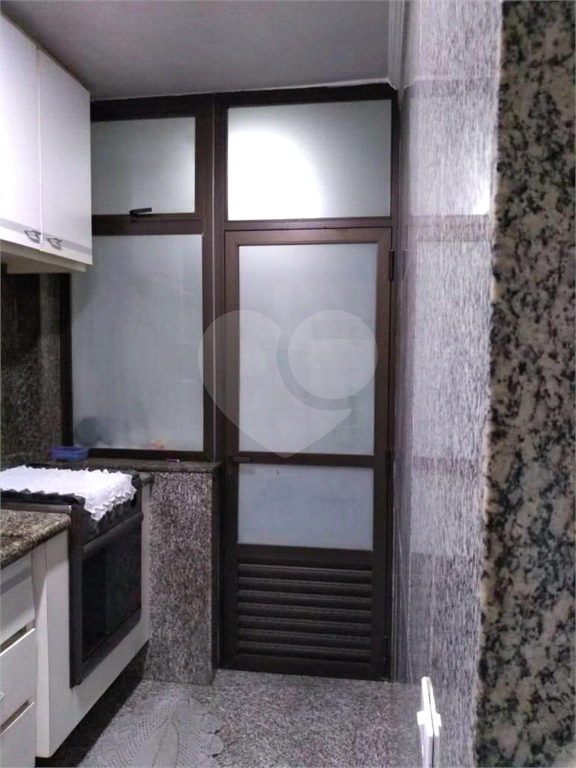 APARTAMENTO em VILA CARRÃO
