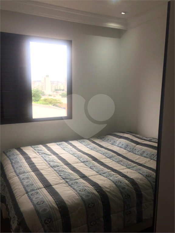 APARTAMENTO em VILA CARRÃO