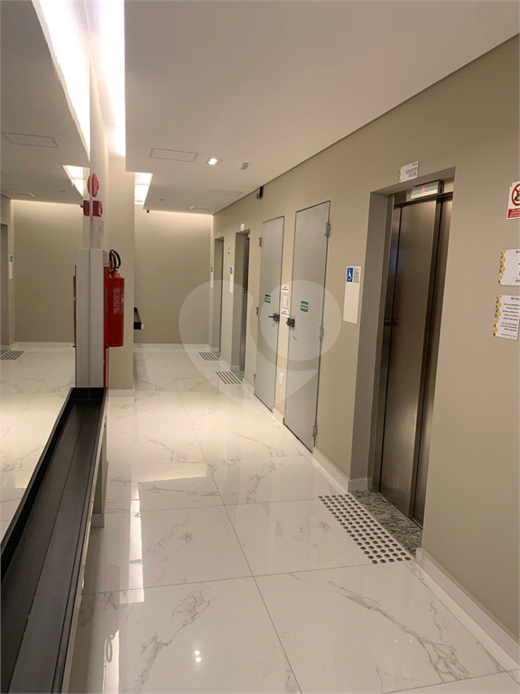 Studio em Prédio Novo com excelente infraestrutura e 500 metros do Metro Santana 
