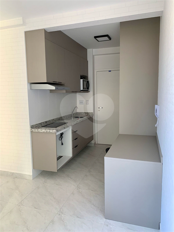 Studio em Prédio Novo com excelente infraestrutura e 500 metros do Metro Santana 