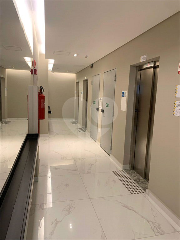 Studio em Prédio Novo com excelente infraestrutura e 500 metros do Metro Santana 